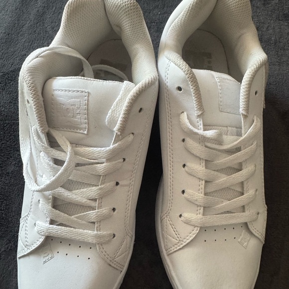 DC Women's Court Graffik Women's Size 9.5 Rainbow - Picture 5 of 7